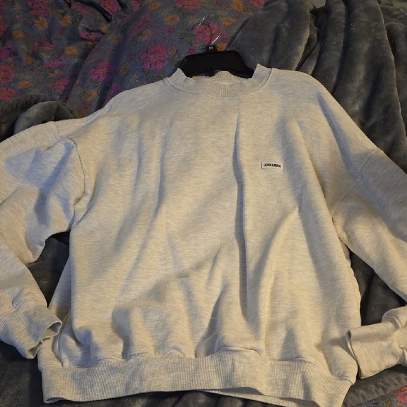 Joah Brown Tops - Joah Brown Light Gray Sweatshirt